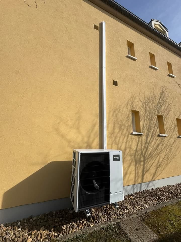 WhatsApp Image 2025-12-21 at 16.24.18 (1)